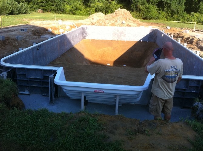 in ground swimming pool installation